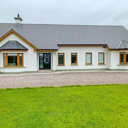 An Ghlaise Bheag Villa Listowel ภายนอก รูปภาพ